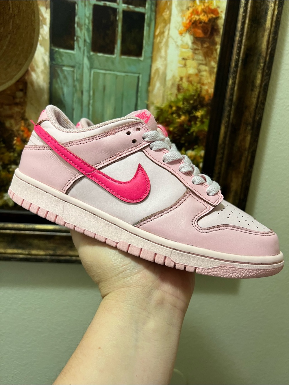 Nike Dunk Low Triple Pink (GS) sneakers
